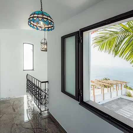 Blue Sea Tower Luxury With Private Heated Pool Villa Calheta (Madeira)