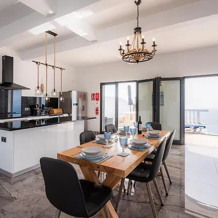 Blue Sea Tower Luxury With Private Heated Pool Villa Calheta (Madeira)